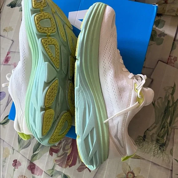 Hoka W Bondi 8 White & Lime Sneakers Women’s 9.5 - Picture 9 of 13